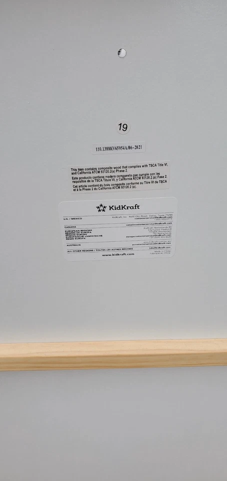 Kid kraft Doll House with Toys For SaleNegotiatableMust buy and pick up today. - Image 4 of 4