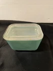VINTAGE PYREX TURQUOISE BLUE GLASS REFRIGERATOR DISH WITH LID 501