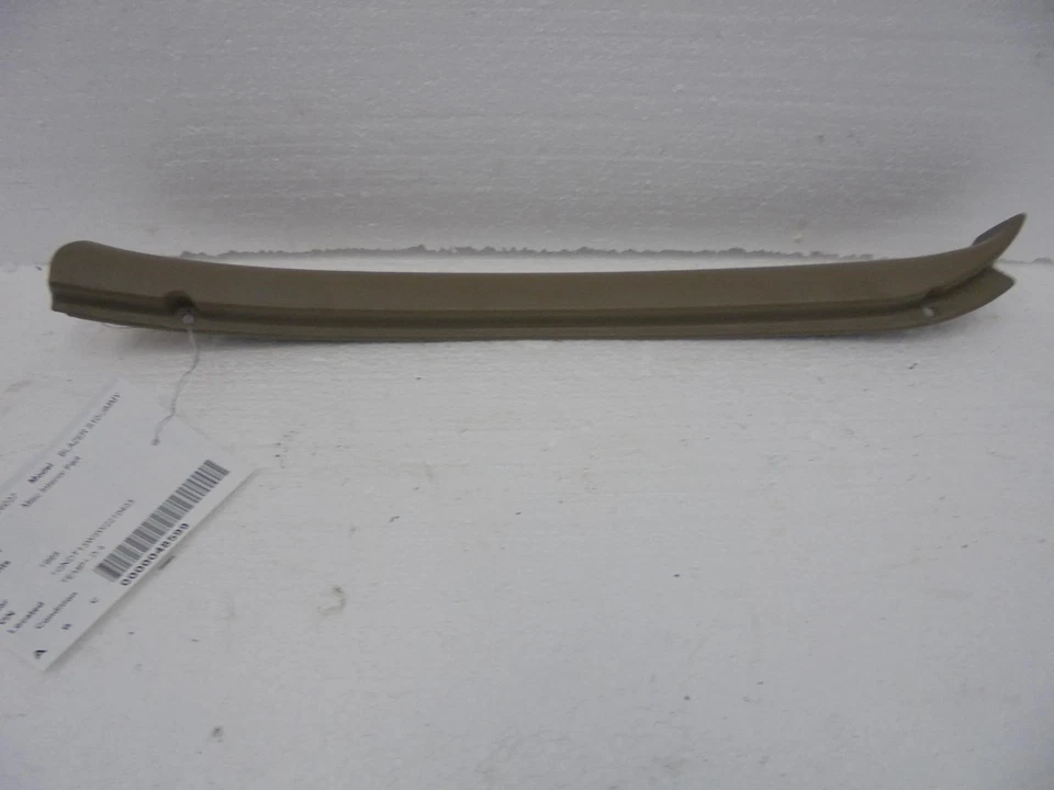 Chevy Blazer Puerta Trasera Izquierda Ventana Adelante Decoración Beige GMC Jimmy 15676799  Foto 2 de 4