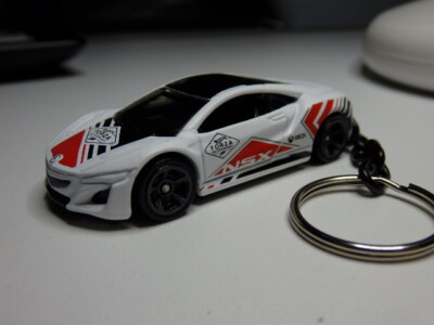 Hot Wheels 2017 Forza XBox Honda Acura NSX Race Car with a Keychain Keyring