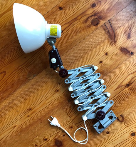 Alte Werkstatt Lampe DDR Scherenlampe Industrie-Design Bauhaus Schreibtisch TOP - Bild 2 von 7