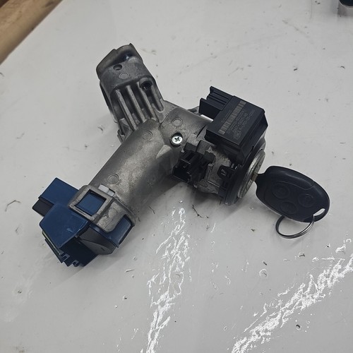 2011-2019 Ford Fiesta Ignition Switch Assembly with Key Genuine OEM - Picture 1 of 7
