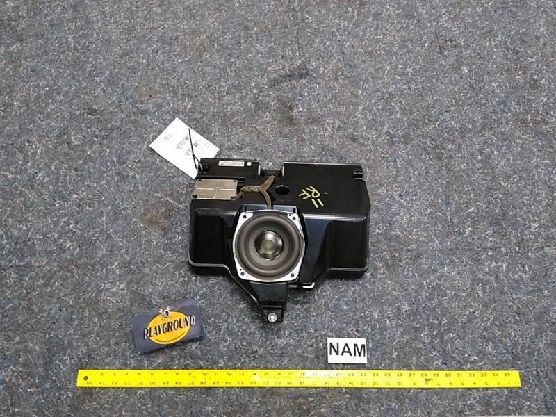 05-08 Maserati Quattroporte Front Right Passenger Subwoofer Bass Box