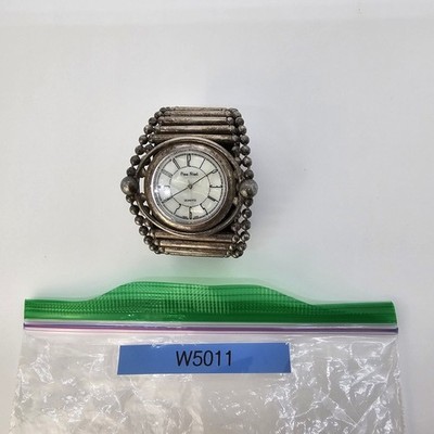 VTG Pierre Nicol Women\'s 52MM Gold Tone Watch‎ 5.75-6.25\