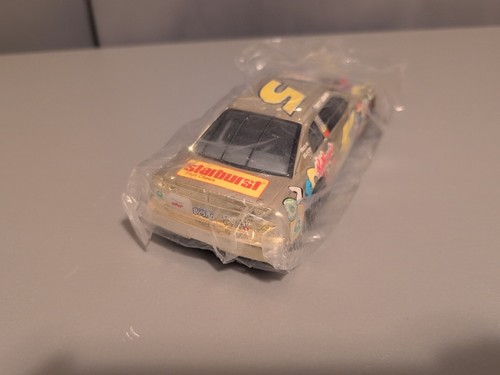 NASCAR Labonte Froot Loops 1:24 2 Pack of Diecast 50th Anniver Gold Chrome & Red - Picture 16 of 20