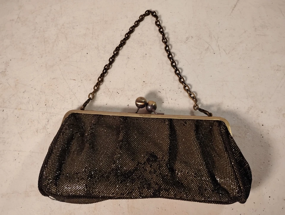Bolso de mano negro vintage Y2K 'SUNLISTED' de Kenneth Cole Foto 4 de 4