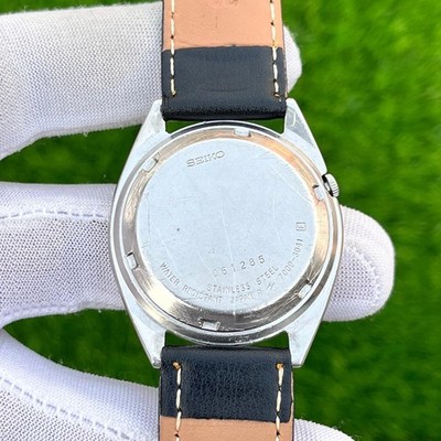 Vintage Seiko 5 Blue Sunburst Dial Automatic Japan Made Men's