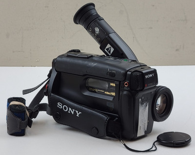 Sony Handycam CCD-TR81 NTSC Video Hi8 Camera Camcorder - *PLEASE READ*