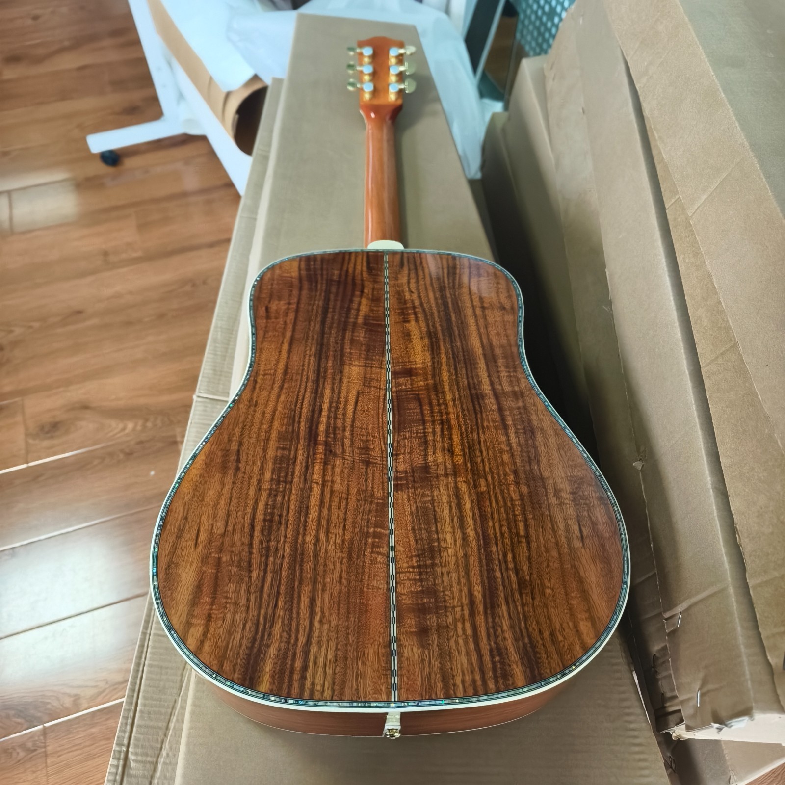 Chitarra acustica originale Hummingbird - piano in abete massello finitura naturale foto 6