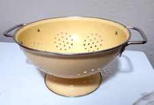Vintage Pale Yellow Enamelware Colander on Pedestal with Chrome Handles & Edging