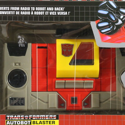 Blaster Radio Autobot Transformers Hasbro Robotic Action Figure