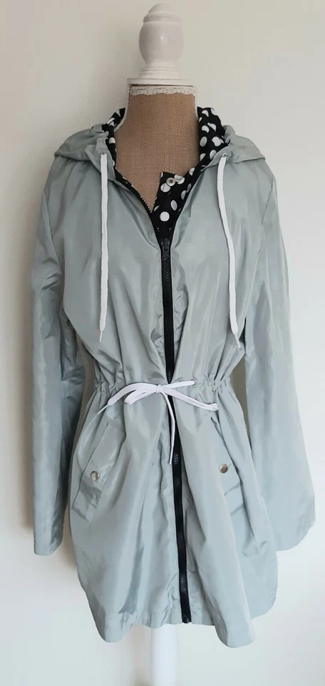 Ladies Black Sage Reversible Lightweight Mac Jacket By Jel Direct Size 12 BNWT - Image 2 of 4