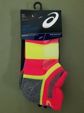 New Asics Youth 3 Pk. Quick Lyte Cushion Low Cut Socks.