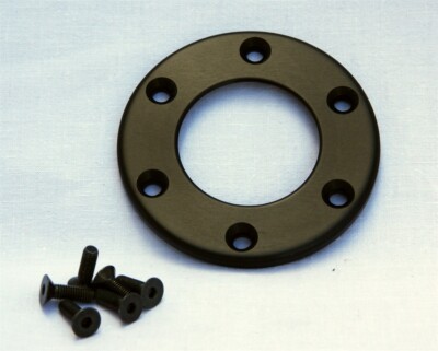 Momo Hupenring Adapter schwarz Competition mit silbernen Schrauben