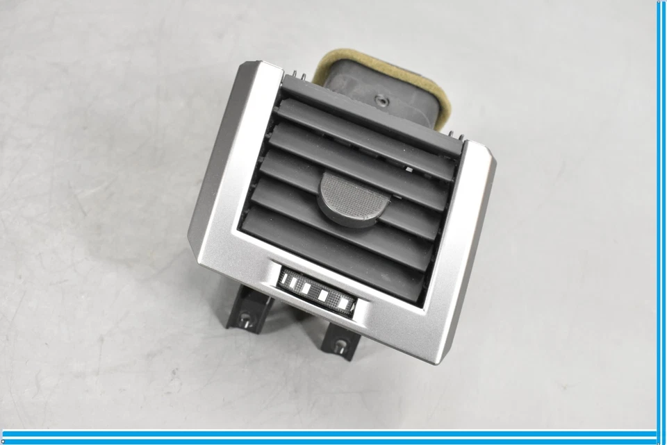 06-09 Land Range Rover Sport L320 Dashboard Air Vents BD500190XXX Oem - Image 3 of 4