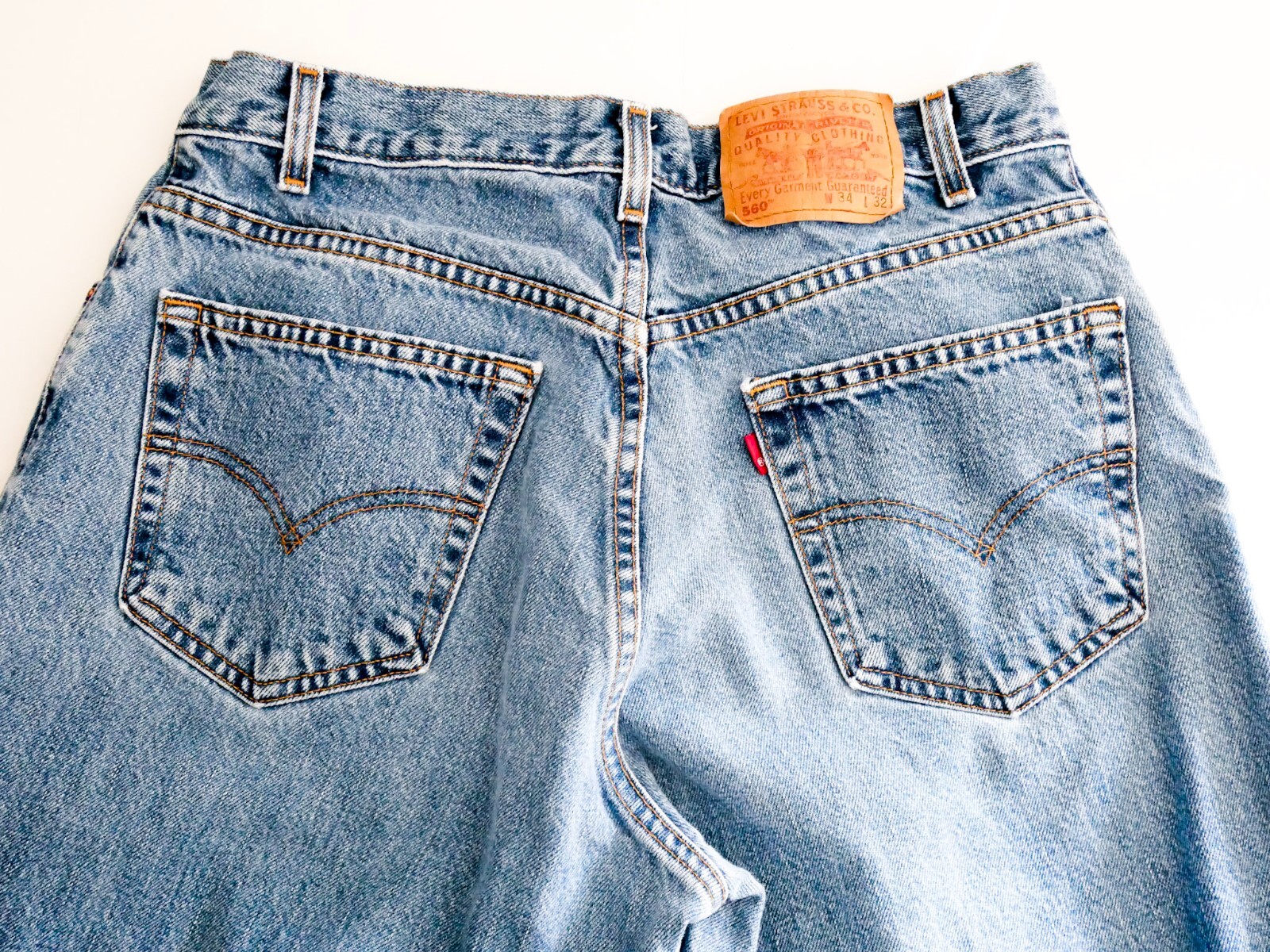 Men's Levis 560 Loose Fit Tapered Leg Vintage 2002 Medium Wash Size 34