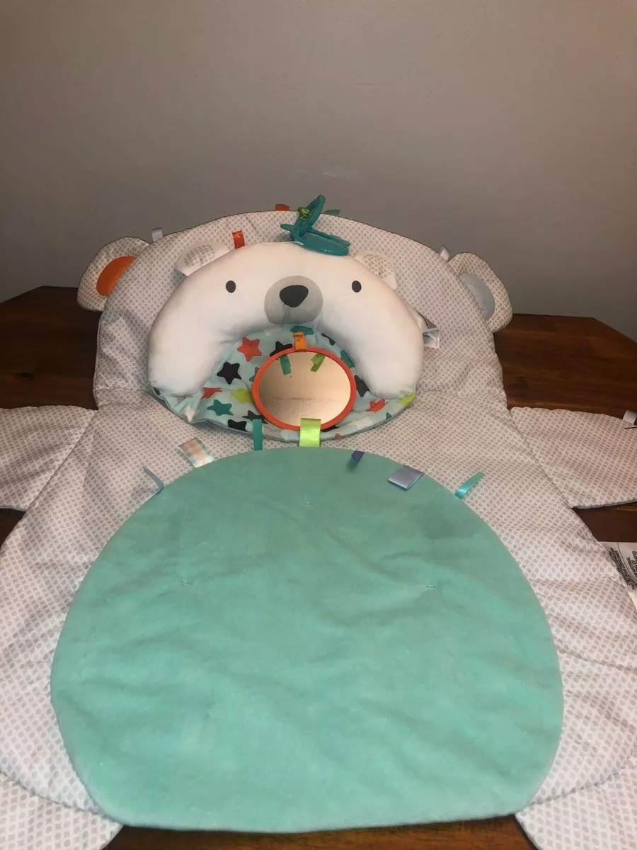 Polar bear play mat sale
