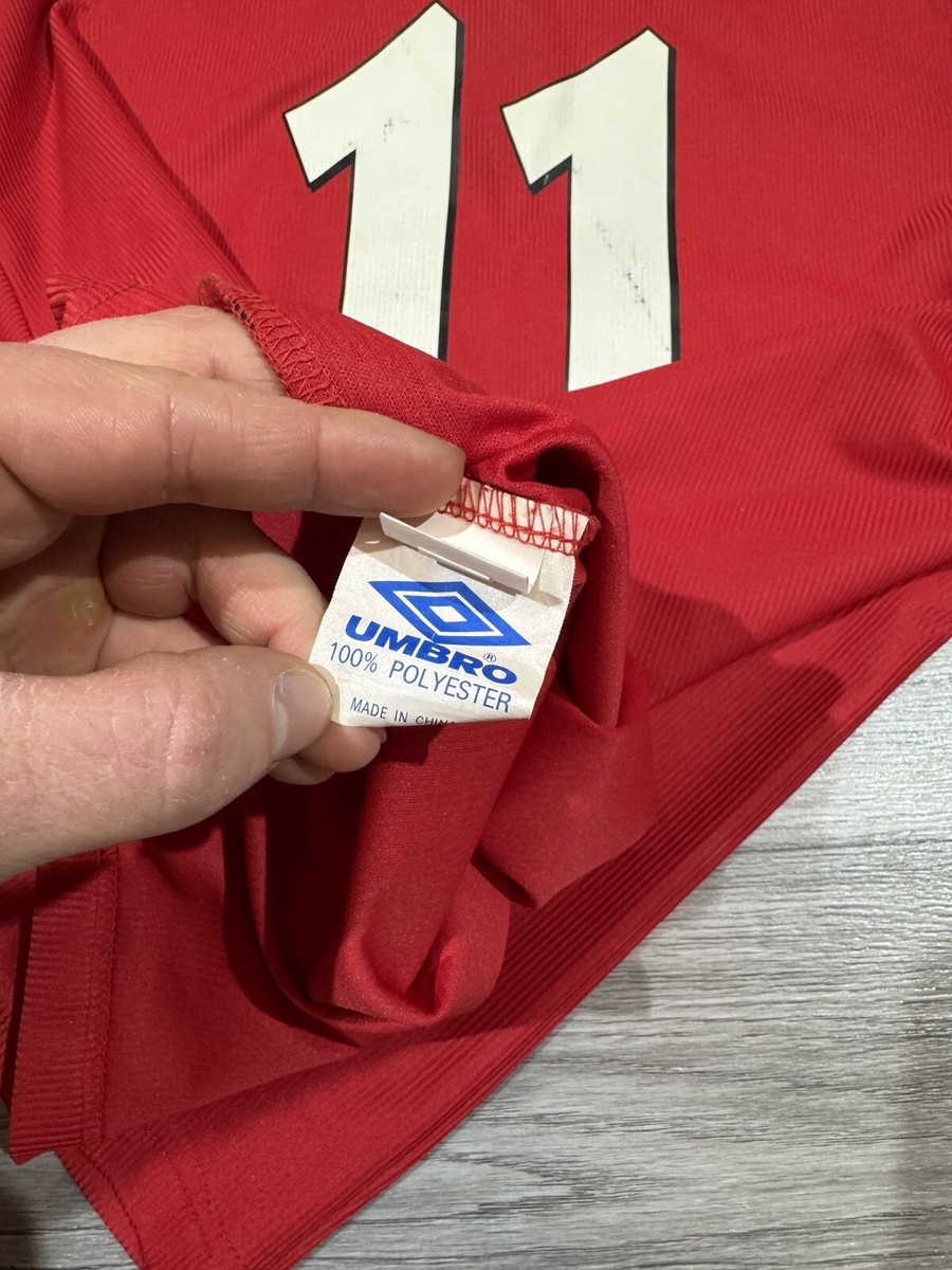 UMBRO マンチェスター・ユナイテッド GIGGS 11 Mサイズ MAN UNITED 00-02 (H) UMBRO NO.11 Ryan GIGGS | OreOShOP