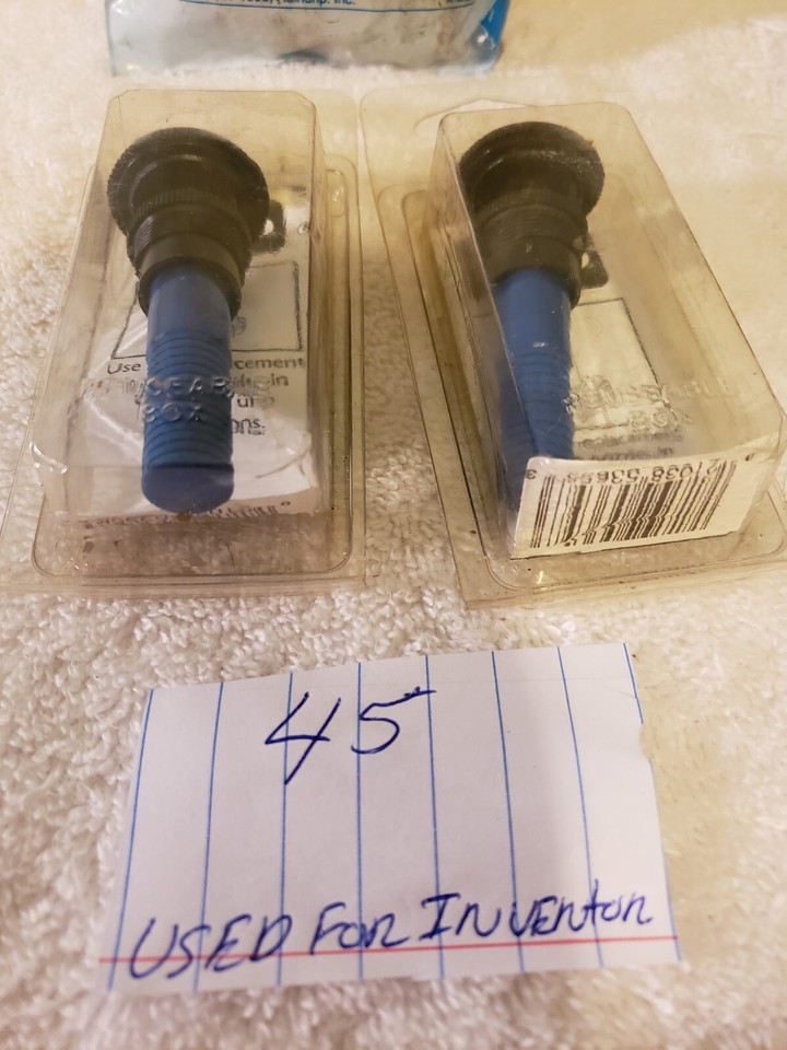 toro micro sprayer Nozzle 4 inch Radius 10 GPH . 360 Full Pattern Model ...