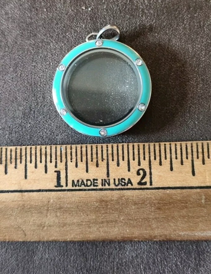 Origami Owl Large Silver w/Aquamarine Turquoise Crystal Twist FACE