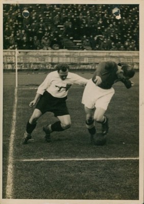 Foto Berlin Charlottenburg Westend, Fußballspiel Blau Weiss Berlin... - 10556929