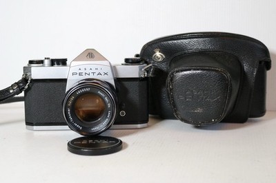 Asahi Pentax SP500 Vintage 35mm Spiegelreflexkamera mit 55mm F2 Super Takumar Objektiv + Tasche
