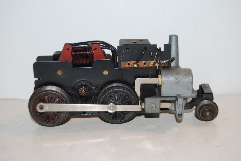 MARX "O"  GAUGE SIDE CYLINDER SMOKING MOTOR for #666 and #1666  LOCOMOTIVES