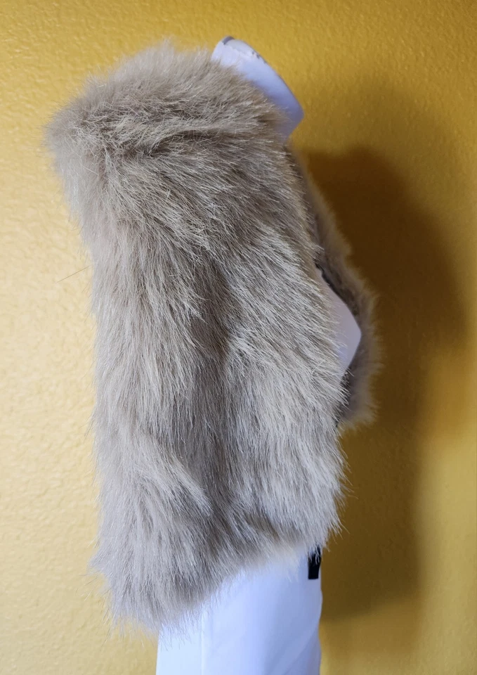 Banana Republic Beige Faux Fur Knit Shrug Wrap Shawl Collar One Size - Image 3 of 4
