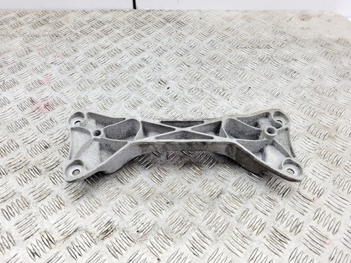 SCHALTGETRIEBE GETRIEBELAGER HALTERUNG BMW 2ER F22 2015