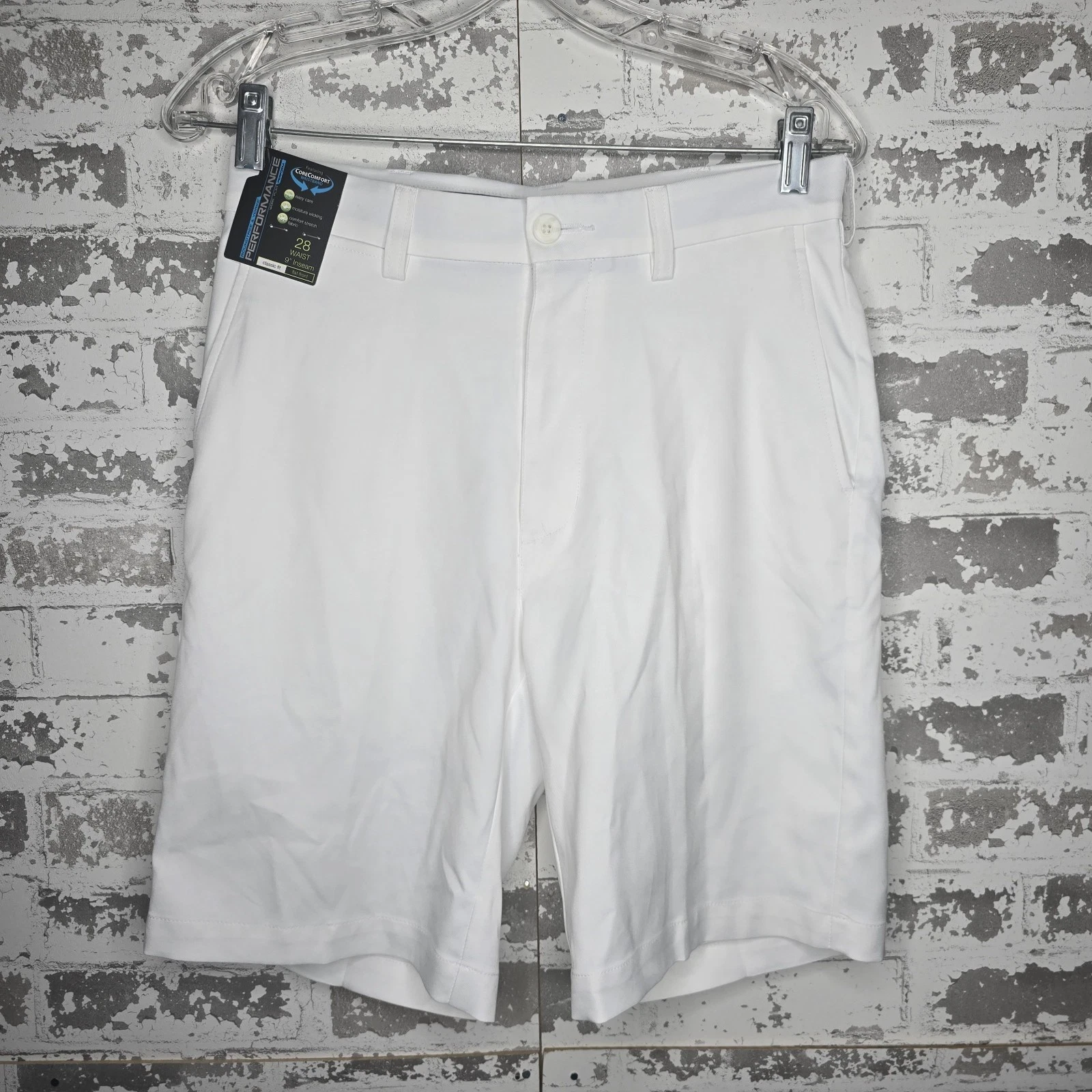 NEW Roundtree & Yorke Mens Shorts White Performance Moisture Wick Stretch 28" 9"