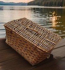 Vintage Woven Willow Lidded Basket 22 x14"x 9 Excellent Condition
