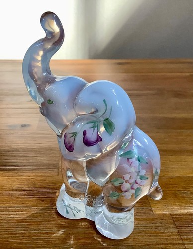 Vtg Fenton Glass Elephant Opalescent to Clear Hand Painted Signed A Brock 4”x3” - Picture 3 of 13