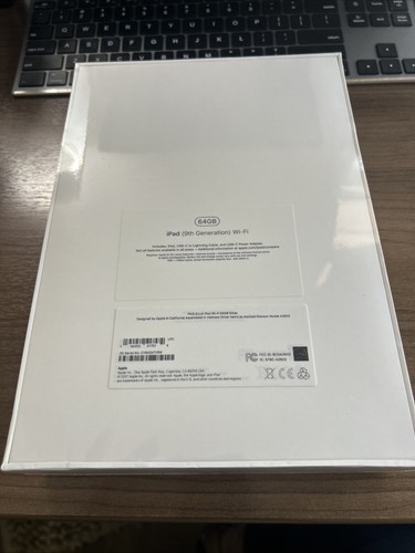 Apple iPad 9th Gen 10.2in Wifi Only 64GB - New in Sealed Box Silver - Picture 2 of 8