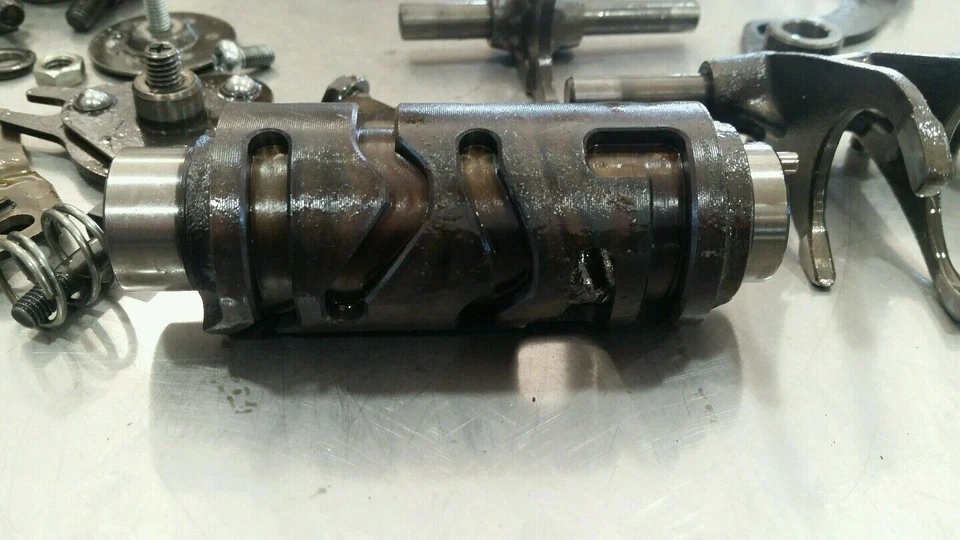 Suzuki Quadrunner LTF 250 1988 cambio de marchas conjunto de tambor eje de cambio #2 CQ4 Foto 4 de 4