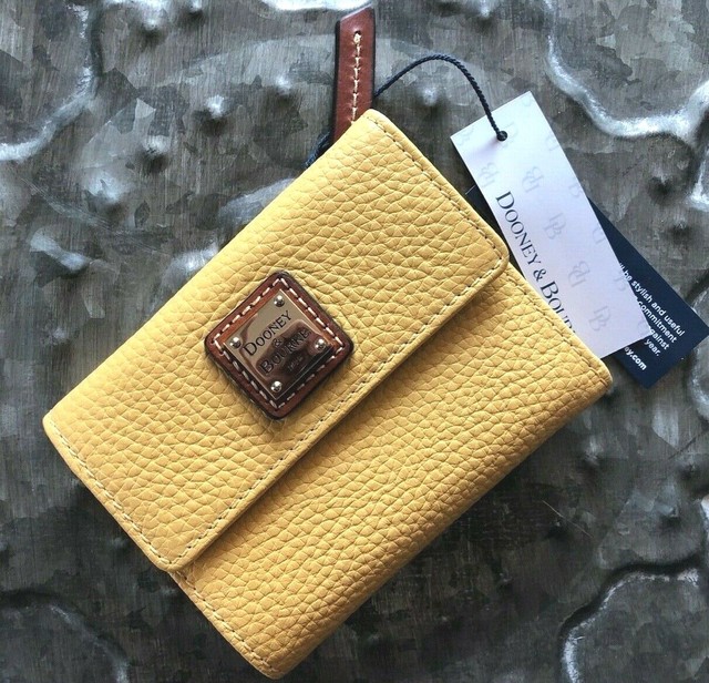DOONEY & BOURKE Pebble Grain Flap Small TriFold WalletLEMON YELLOW
