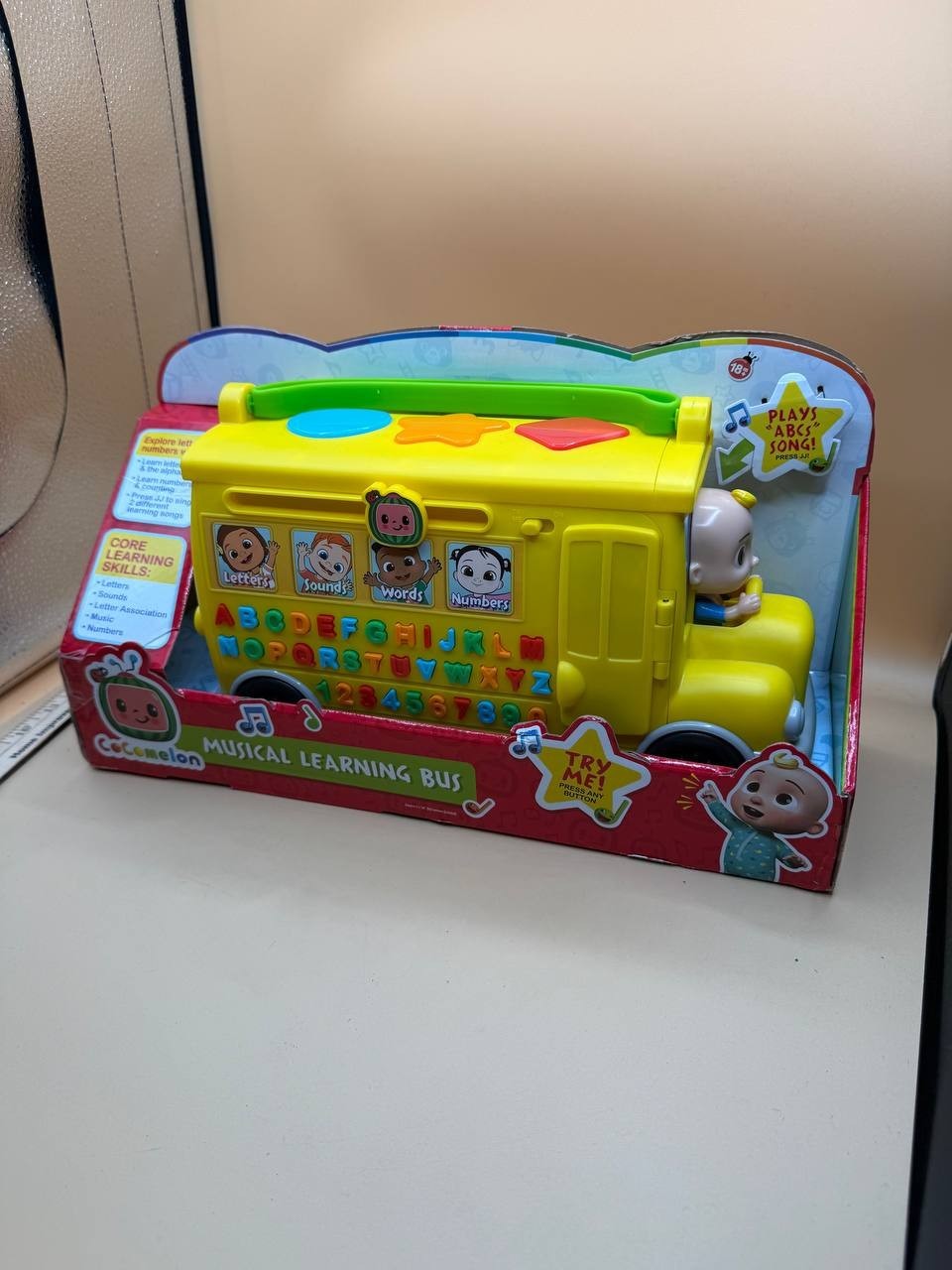 CoComelon Musical Learning Bus Number & Letter Recognition Phone Songs Ages 18M+