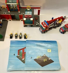 Lego City  Fire Station 7945 Retired Set w/ Minifigs Vehicles Manual