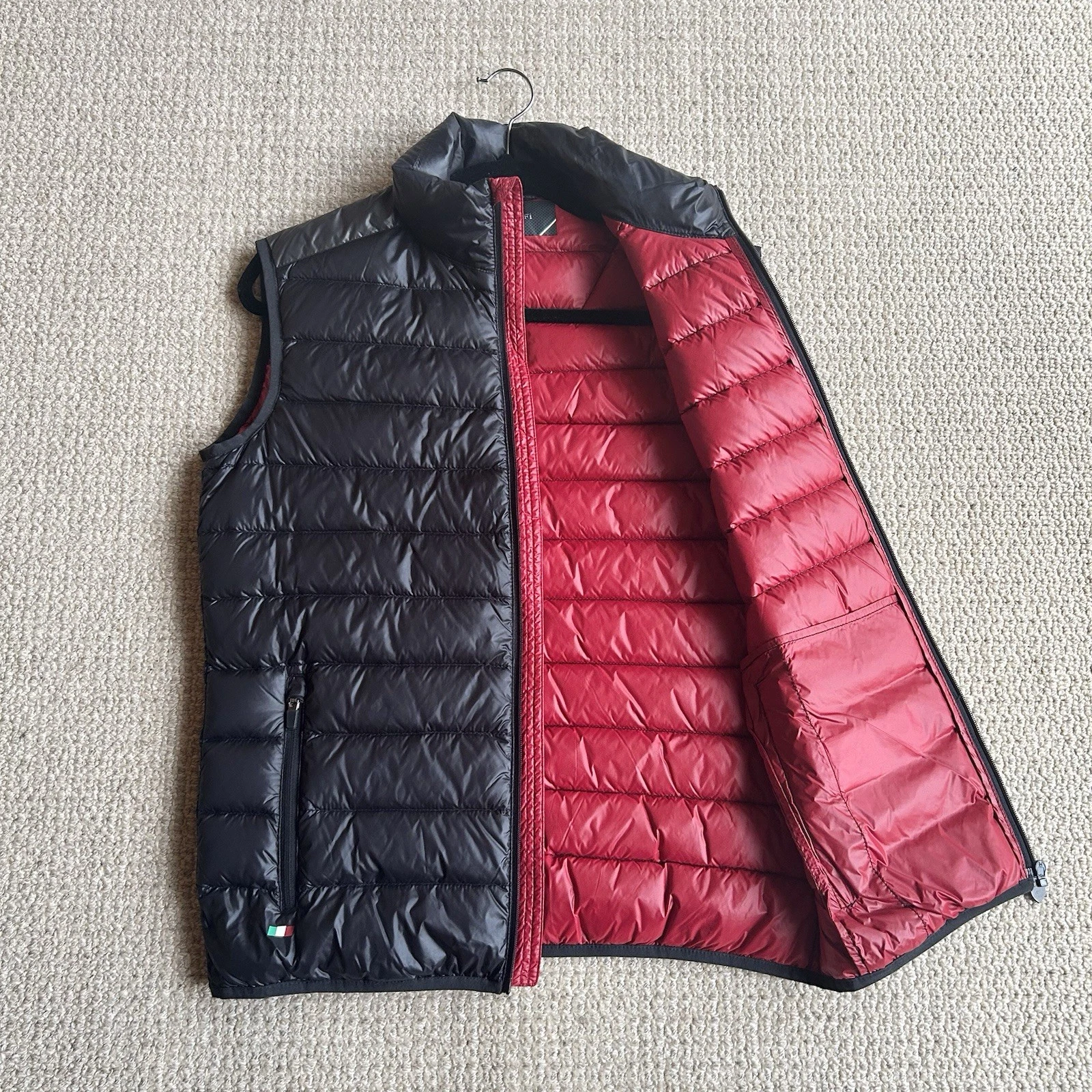 Official Scuderia Ferrari Black Red Down Jacket Vest Men’s Size S image 2