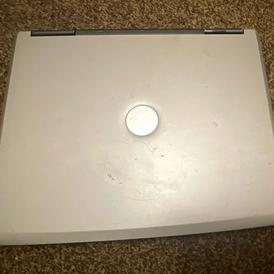 Dell Lattitude D620 Centrino Duo 14" NO HDD, SPARE OR REPAIR lcd keyboard screen, photo 1 of 5