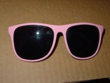 SUNGLASSES VINTAGE 1980's RETRO NEW WAVE SUMMER TIME GROOVE Plastic Frame B-2