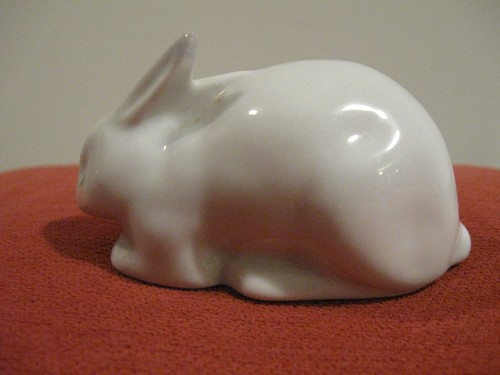 Vintage 70's Naaman Israel White Porcelain Bunny Rabbit Original Figurine Doll - Picture 3 of 7