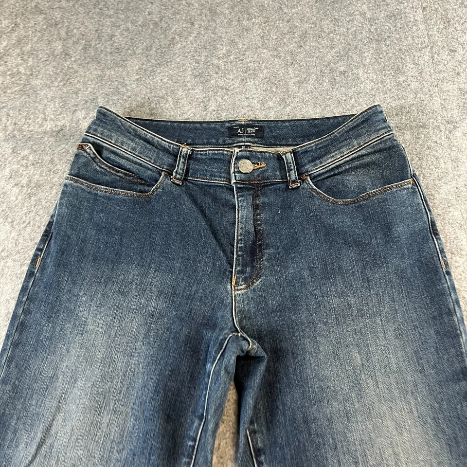 Pantalones de mezclilla para mujer Armani W30 L32 calce cónico azul oscuro lavado desteñido elástico cremallera mosca J18 Foto 3 de 4