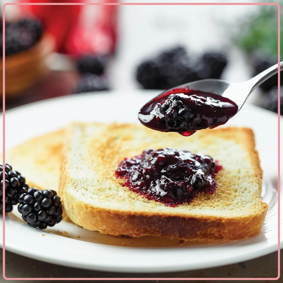 Nostalgia Retro Wide 2-Slice Toaster, Vintage Design With Crumb Tray, Pink - Image 4 of 4