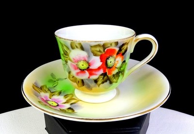 Shofu Porcelain Japanese Pink Dogwood Flowers 2 1/8'' Cup & Saucer Set 1921-1941