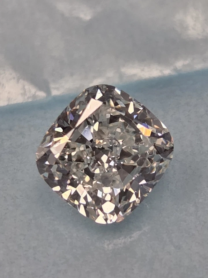 Estate GIA 1.02ct Loose Natural Cushion Cut Diamond Laser Inscribed Stunning! - Image 3 of 4