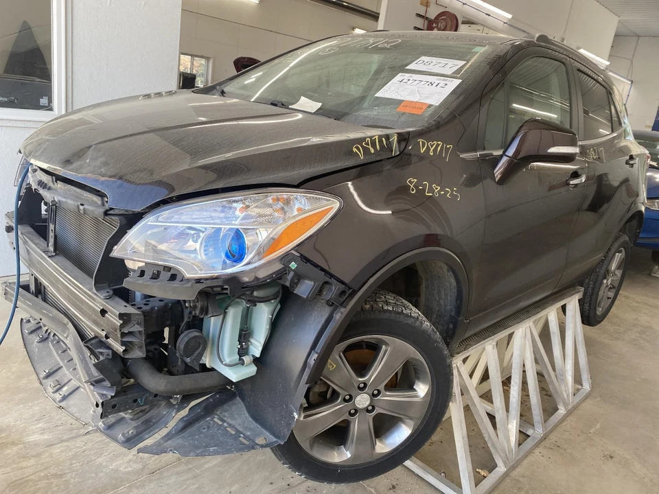 Módulo de control del motor usado (ECM) se adapta a: módulo de control electrónico Buick Encore 2014 Foto 3 de 4