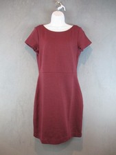 Banana Republic Dress Womens 8 Red Herringbone Knit Fit & Flare Short Sleeve