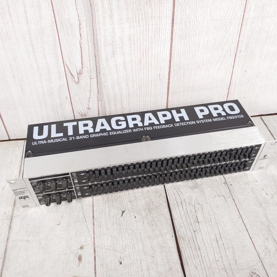 Behringer Ultragraph Pro FBQ3102 Graphic Equalizer – 31-Band Dual Channel TESTED - Image 4 of 4