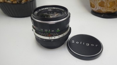 Soligor 35mm F2.8 Vintage Objektiv mit M42 Mount Made in Japan (getestet). preset