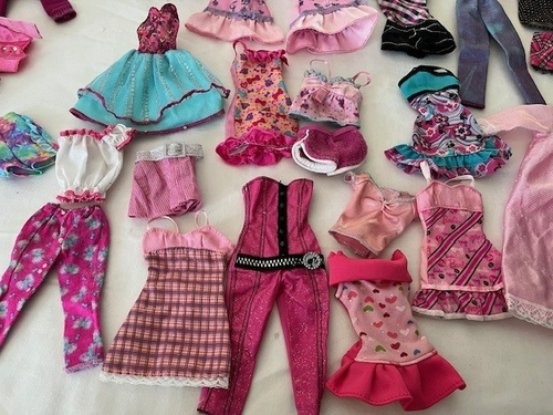 Barbie Clothing 45+ Pieces 2008 - Picture 14 of 16